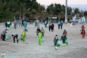 اجرای برنامه پاکسازی سواحل کیش با مشارکت ساکنان و گردشگران 