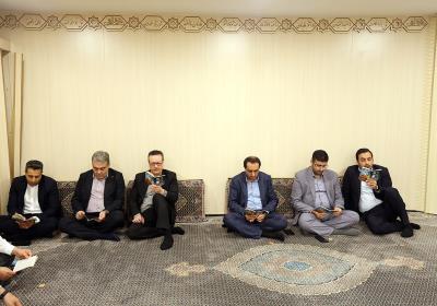 برگزاری مراسم زیارت عاشورا و یادبود شهدای خدمت با حضور سرپرست شرکت عمران ، آب  خدمات کیش